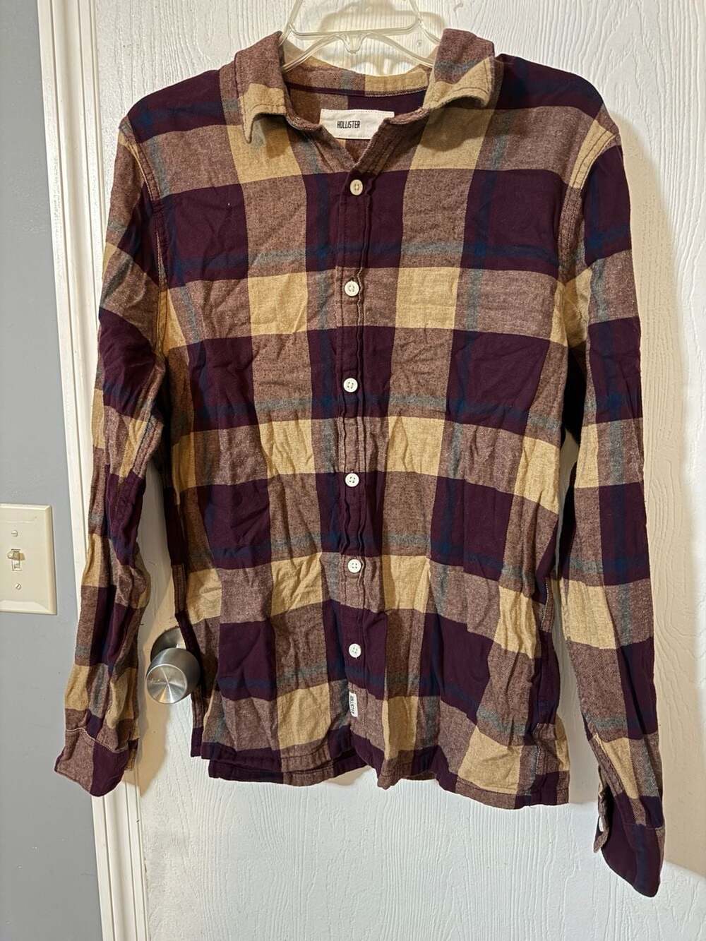 Hollister Plaid Flannel Button Down Shirt Size M Maroon Tan